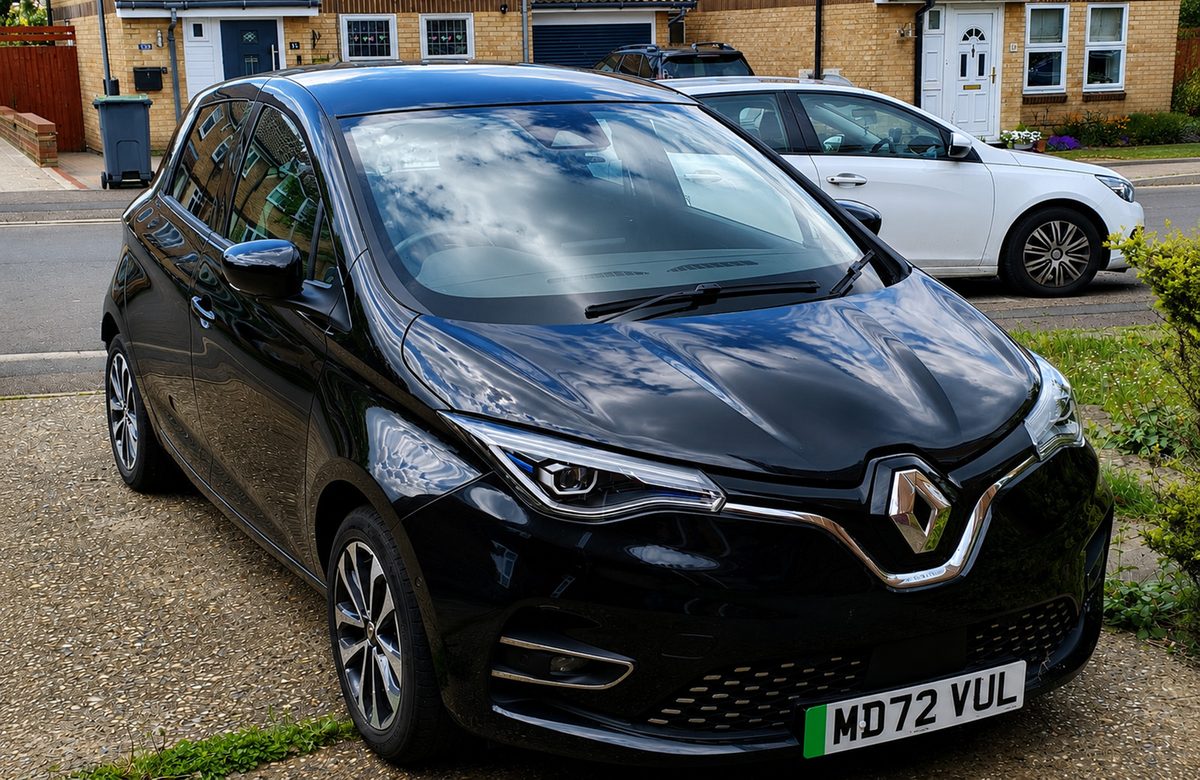 Black Renault Zoe automatic electric car — the EV Driving Lessons instructor car